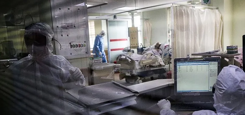 Sağlık Bakanı Fahrettin Koca'dan Eris varyantı açıklaması: Kapanma söz konusu değil!