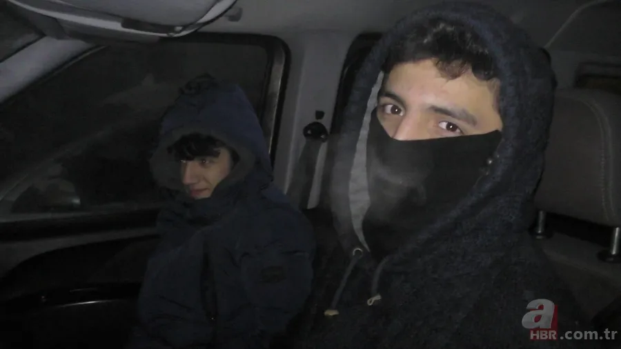 Ardahan Sibirya gibi! Kapı kilitleri bile buz tuttu 14