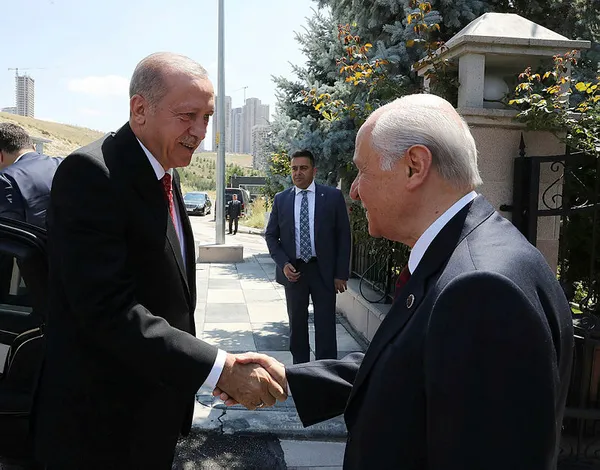 Son dakika: Başkan Erdoğan, Bahçeli ile görüştü