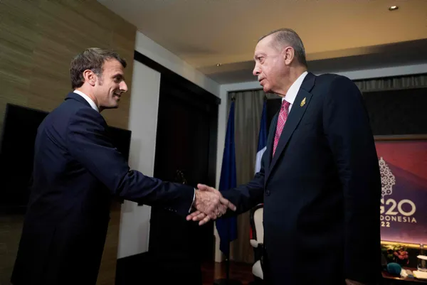 macrondan-turkce-paylasim-turkiyenin-rolune-vurgu-yapti-1668536250219.jpg Macron'dan Türkçe paylaşım: Türkiye'nin rolüne vurgu yaptı - 1