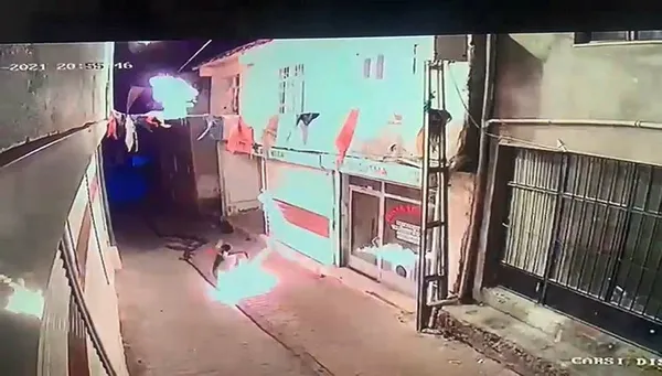 Sondakika: Diyarbakır’da AK Parti İlçe Başkanlığına molotoflu saldırı!
