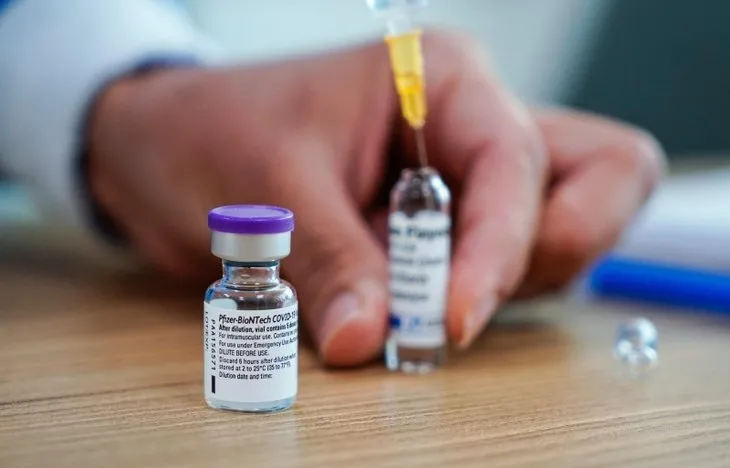 BioNTech aşı yan etkileri | Dikkat çeken ayrıntı! Onlara ikinci doz yapılmayacak