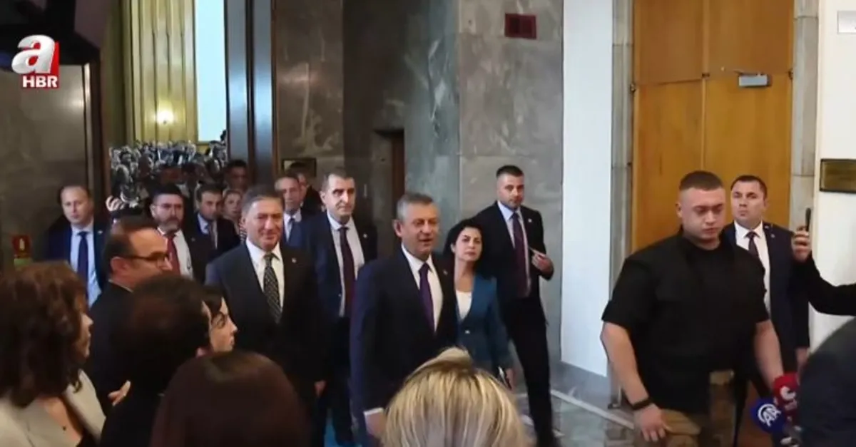 Özel '24 Ekim' sorusuna cevap vermedi!
