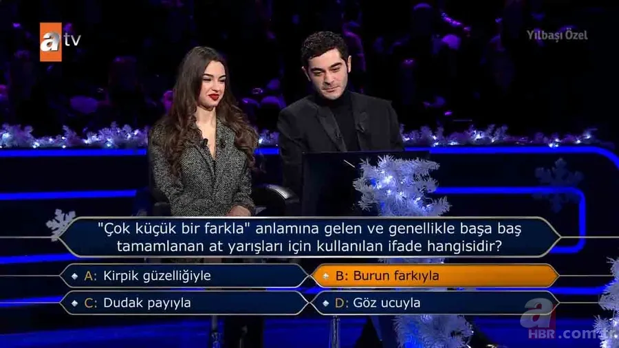 Milyoner'de yıldızlar geçidi! Burak Deniz ve Su Burcu Yazgı Coşkun milyonluk soruyu açtırdı | Kazanılan ödül çocuklar için bağışlandı 12