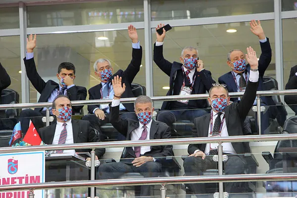 Trabzonspor’da başkan bir kez daha Ahmet Ağaoğlu!