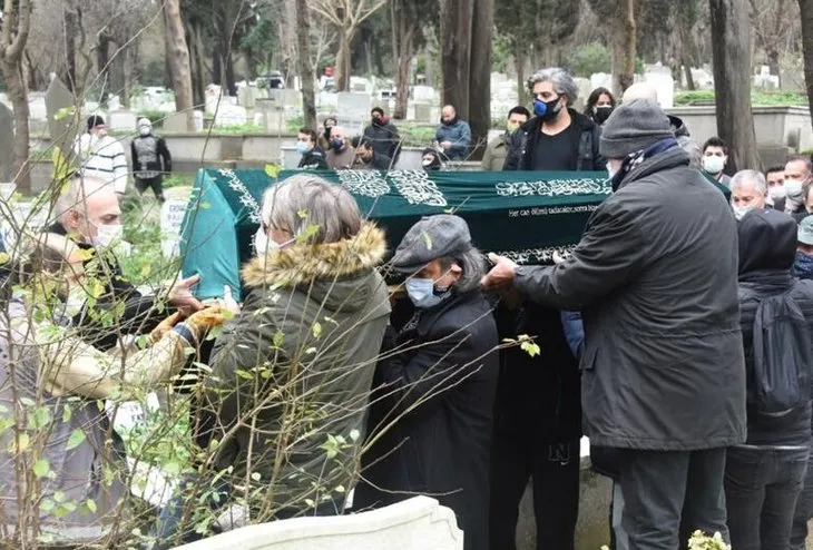 Usta müzisyen İsmail Soyberk son yolculuğuna uğurlandı! Gözyaşları sel oldu