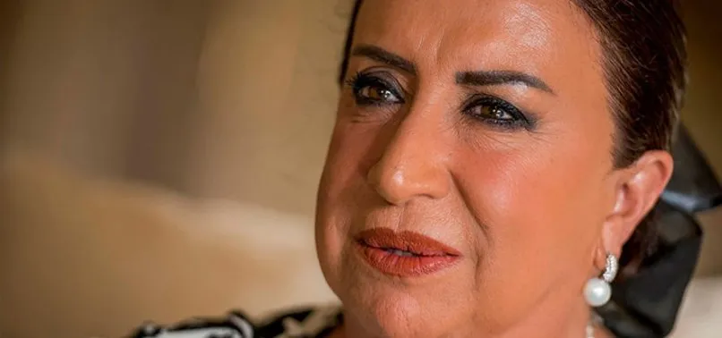 Perran Kutman'ın annesi Emine Sabriye Kanat hayatını kaybetti