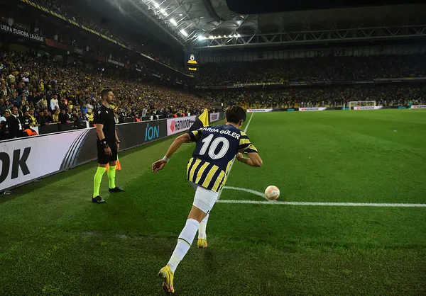 uefadan-arda-guler-onerisi-listedeki-tek-turk-oyuncu-olarak-damga-vurdu-fenerbahceli-yildiza-ovgu-1672587615249.jpg UEFA'dan Arda Güler önerisi! Listedeki tek Türk oyuncu olarak damga vurdu! Fenerbahçeli yıldıza övgü... - 3