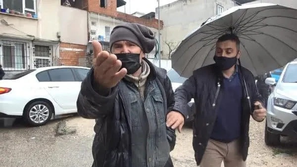 Son dakika | Bursa'da hareketli anlar! Testere ile kendini eve kilitledi - 4