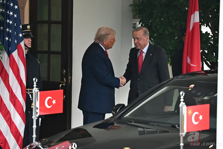 Başkan Erdoğan'ın Suriye dehası İngiliz basınında! Trump terör örgütünden nasıl vazgeçirildi? 1