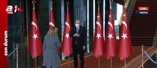 Son dakika: Başkan Erdoğan Külliye’de 29 Ekim Cumhuriyet Bayramı tebriklerini kabul etti