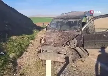 Diyarbakır’da kamyonet takla attı: 2 yaralı