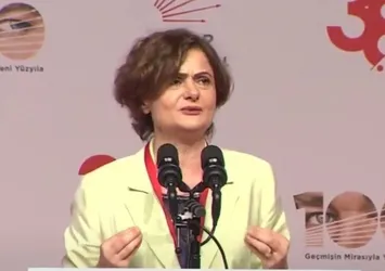 CHP İstanbul Kongresi'nde sert rüzgar! Canan Kaftancıoğlu sahnede yuhalandı