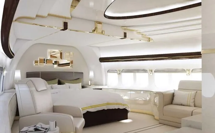 Katar’dan Trump’a gökyüzünde servet: Doha’nın hediye ettiği 747’nin ayrıntıları ortaya çıktı! Lüks için güvenliğini ikinci plana mı atacak?