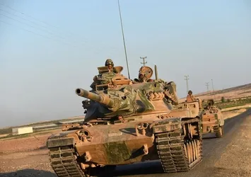 Tanklarımız PYD'nin üstüne yürüyor