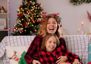 Gözler ekranda olacak! Yılbaşında TV'de hangi programlar var? 31 Aralık yayın akışı