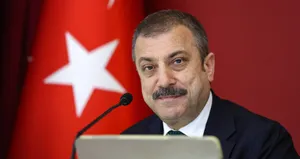 Kredi çekip döviz alanları biliyoruz