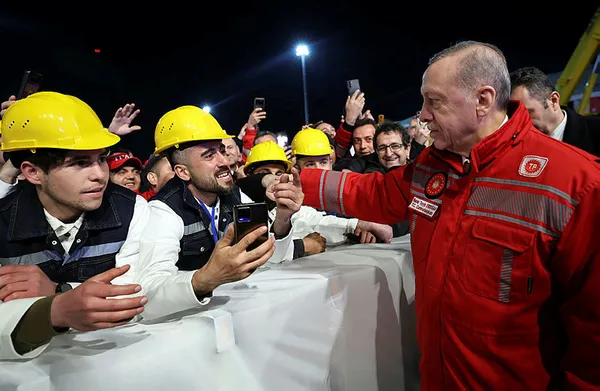 Başkan Erdoğan’dan 7’li koalisyon, FETÖ ve PKK’ya ağır bombardıman: Kifayetsiz muhterisleri üzüyoruz!