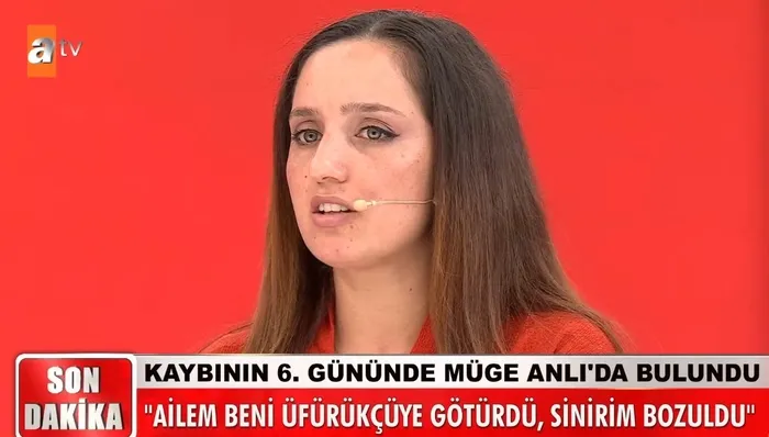 muge-anlida-bu-kadar-da-olmaz-dedirten-olay-kiskansin-diye-esini-aldatti-1745499295720.jpg Kaynak: ATV