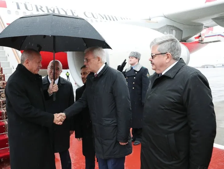 Başkan Erdoğan Rusya’da Putin ile bir araya geldi