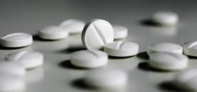Alkol alıp ağrı kesici içti hastanede hayatını kaybetti