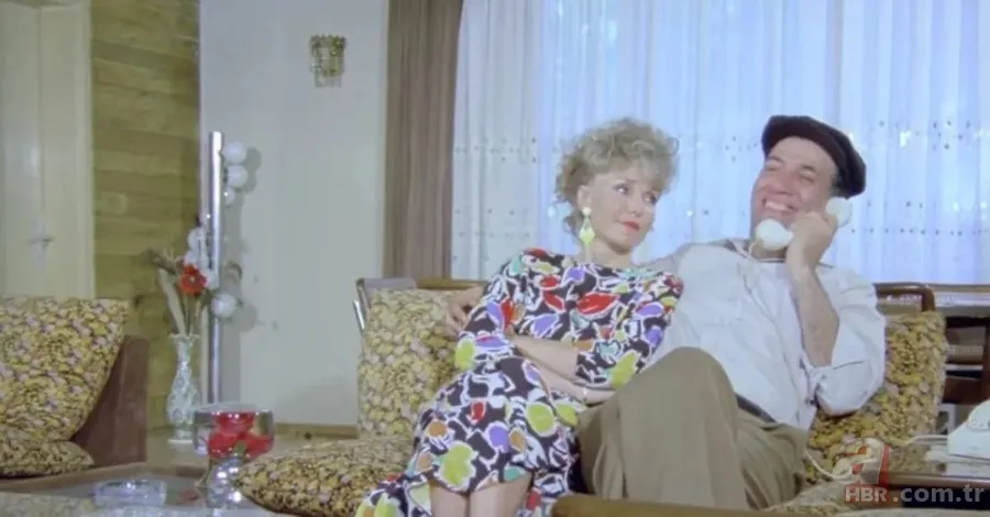 Tarzan Rıfkı'nın Melahat'ı Suna Yıldızoğlu'nın kızı bakın kim! Buğra Gülsoy'un rol arkadaşı... 4