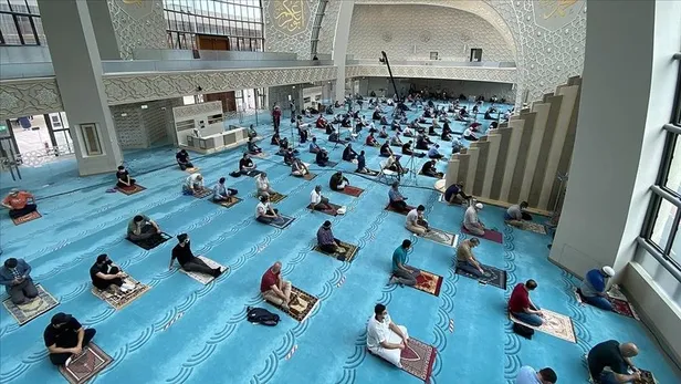 Kahramanmaraş bayram namazı saati kaçta? Diyanet 2020 Kahramanmaraş'ta Kurban Bayramı namazı saat kaçta kılınacak? - 3