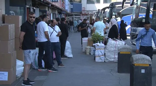 1719134877129.jpeg Büyük İstanbul Otogarı'nda tatil dönüşü yoğunluğu! - 2