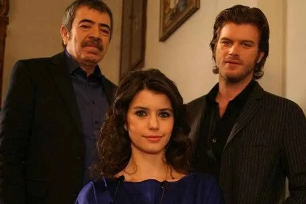 Aşk-ı Memnu'yu tahtından edecek! Yeni diziden ilk ipucu geldi! O isimlerle tarihte ilk kez... - 1
