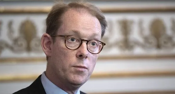 Alman dergisinden Başkan Erdoğan’a alçak sözler! Tek merkezden yönetilen Batı medyası saldırıya geçti | Türkiye’den sert tepki