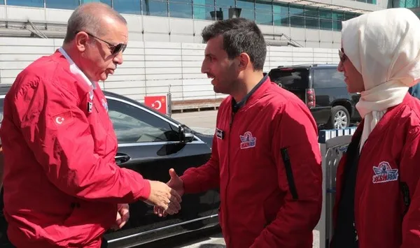 Selçuk Bayraktar'dan heyecanlandıran mesaj! Uzaya da gideriz Ay'a da - 1