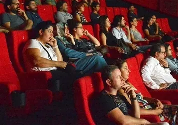 Tarihi rekor! Filmi sadece 1 kişi izledi!