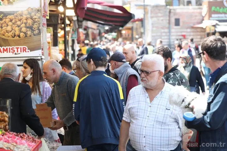 Eminönü’nde bayram alışverişi hareketliliği başladı! Vatandaşlar en çok onları tercih ediyor