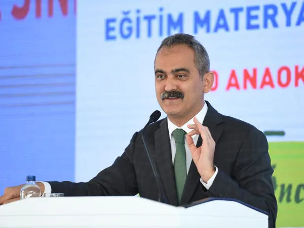Son dakika: Milli Eğitim Bakanı Mahmut Özer'den yeni öğretmen ataması açıklaması - 4