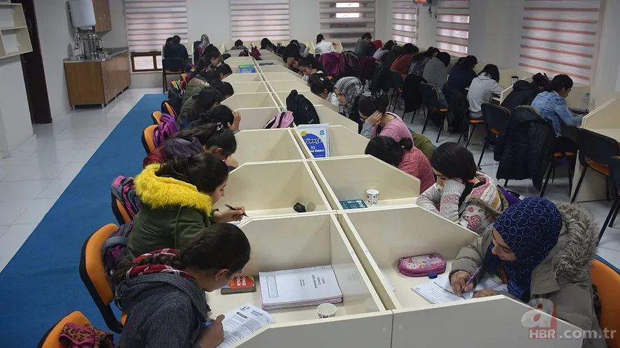 Ramazan Bayramı öğrencileri neşelendirecek! 2023 Nisan Ara tatil için tarih verildi! Ara tatil+1 ek! MEB son dakika: Anaokulu, ilkokul, ortaokul, lise 10