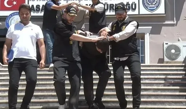 hamile-oya-budaki-acimasizca-katletmisti-katilin-o-sozleri-ortaya-cikti-1757078425099.jpeg Şahıs hakkında 2 kez ağırlaştırılmış müebbet hapis cezası istendi. (A Haber arşiv)