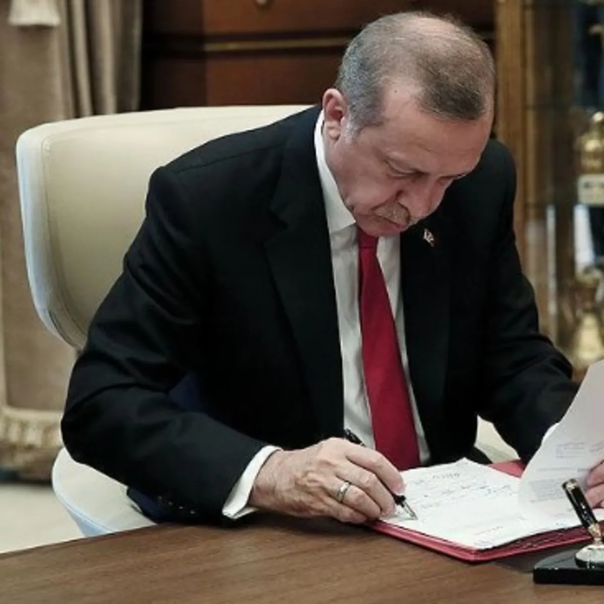 5 ilin valisi değişti! Karar Resmi Gazete'de