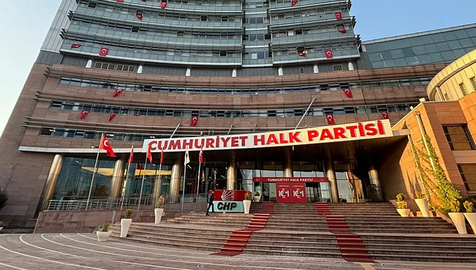 Yeni CHP’nin ilk sınavı rüşvet fezlekeleri! Büyük hesaplaşma başlıyor! Sümen altı edilen o dosyalar Kılıçdaroğlu'nun masasında - 1