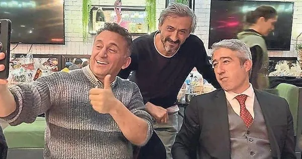 1640927603232.jpeg Bozburun sular altında kaldı CHP'li Marmaris Belediye Başkanı Mehmet Oktay keyfini bozmadı! - 3