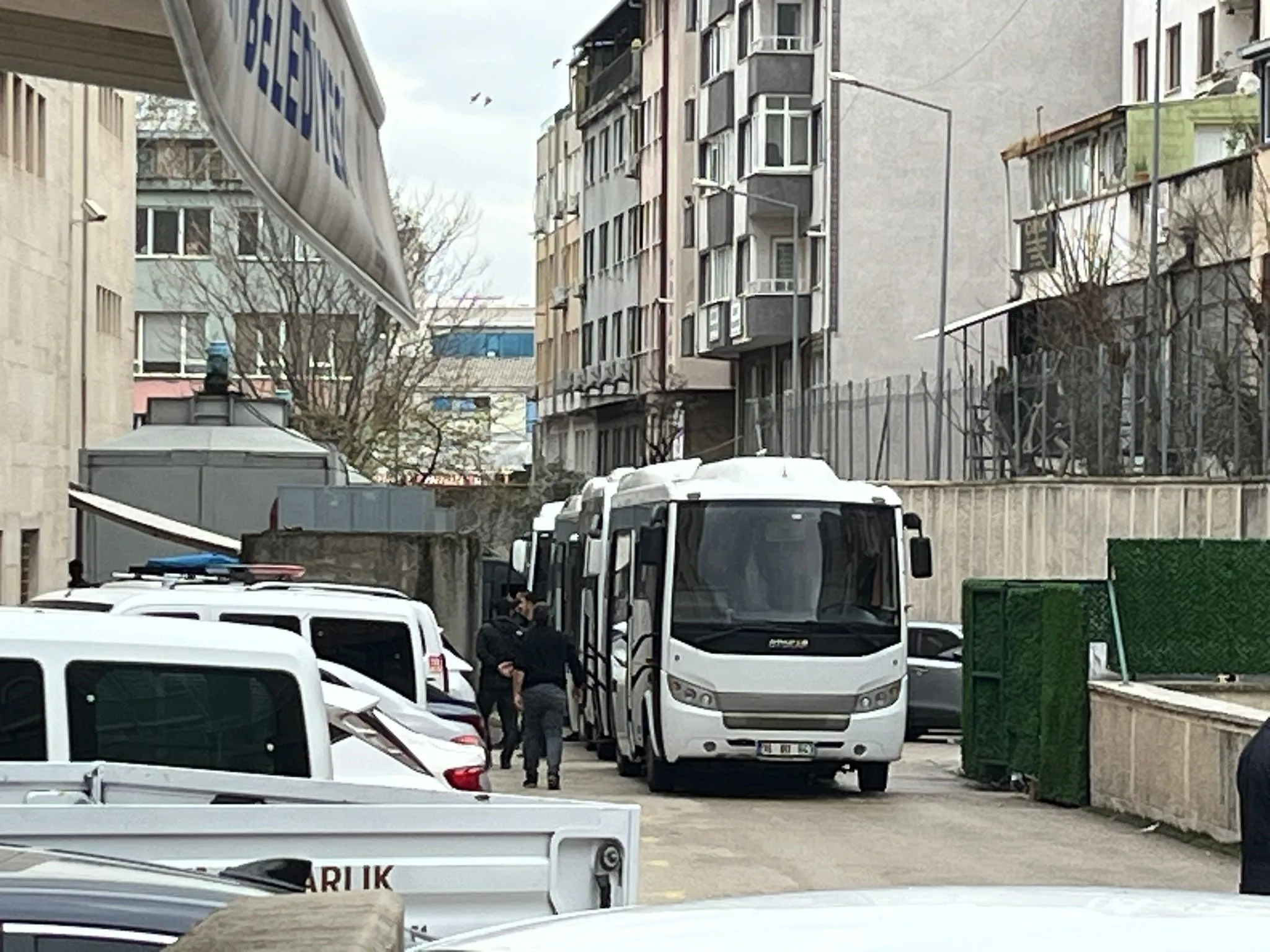 Bursa’daki yolsuzluğu MASAK deşifre etti: Havuz şirketler pasta kutusundaki eurolar…