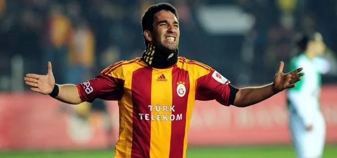 Galatasaray, Arda Turan’ı resmen açıkladı