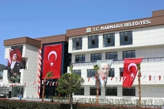 1789444296754.jpeg Temizlik işlerinde kirli ihale: Marmaris Belediyesi’nde 430 milyonluk vurgun! Tutuklu müteahhide 6 ayda 5 kıyak - 4