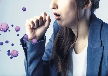 Kuru öksürüğü hafife almayın! Akciğer hastalıklarının göstergesi olabilir