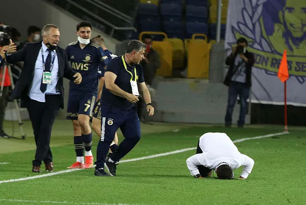 Fenerbahçe'den son dakika Emre Belözoğlu açıklaması - 7
