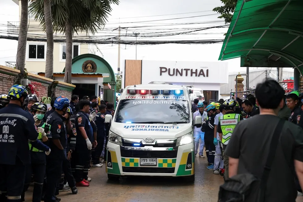 taylandin-nonthaburi-eyaletindeki-okul-saldirisinda-2-kisi-oldu-suphelinin-ogrenci-oldugu-aciklandi-1786077877272.jpg Nonthaburi, Tayland (REUTERS)