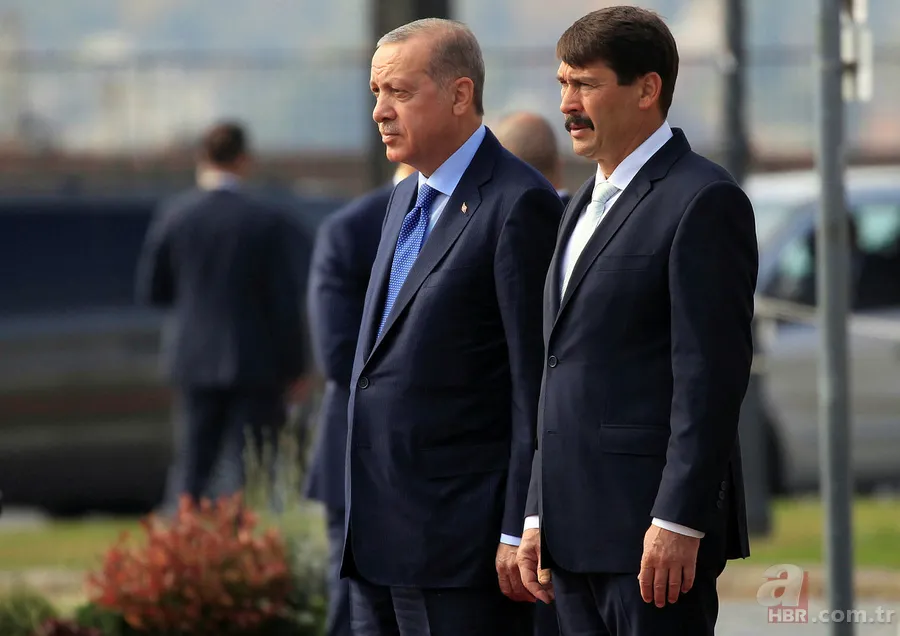 Başkan Erdoğan Janos Ader tarafından resmi törenle karşılandı 4
