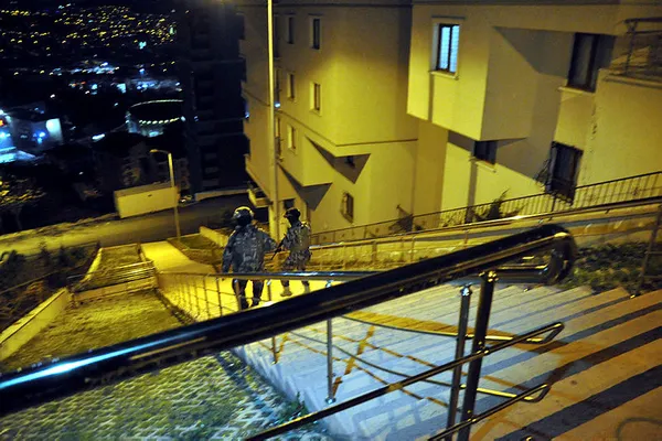 Son dakika: Ankara’da dev operasyon: Örgüt liderinin FETÖ/PDY ile ilişkisi ortaya çıktı