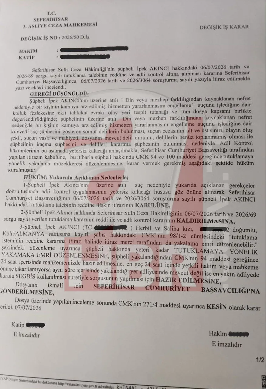 28-subat-zihniyeti-bu-kez-izmirde-plajda-basortulu-anne-ve-kizina-saldiran-ipek-akinciya-tutuklama-karari-1783435992678.jpg 28 Şubat zihniyeti bu kez İzmir'de! Plajda başörtülü anne ve kızına saldıran İpek Akıncı'ya tutuklama kararı - 3