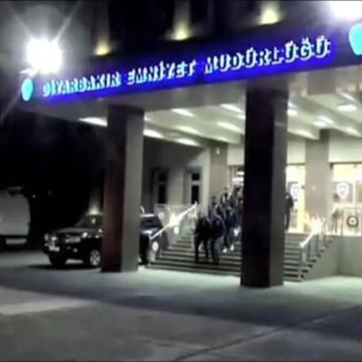 Diyarbakır Emniyet Müdürlüğüne EYP’li saldırı girişiminde 2 tutuklama!