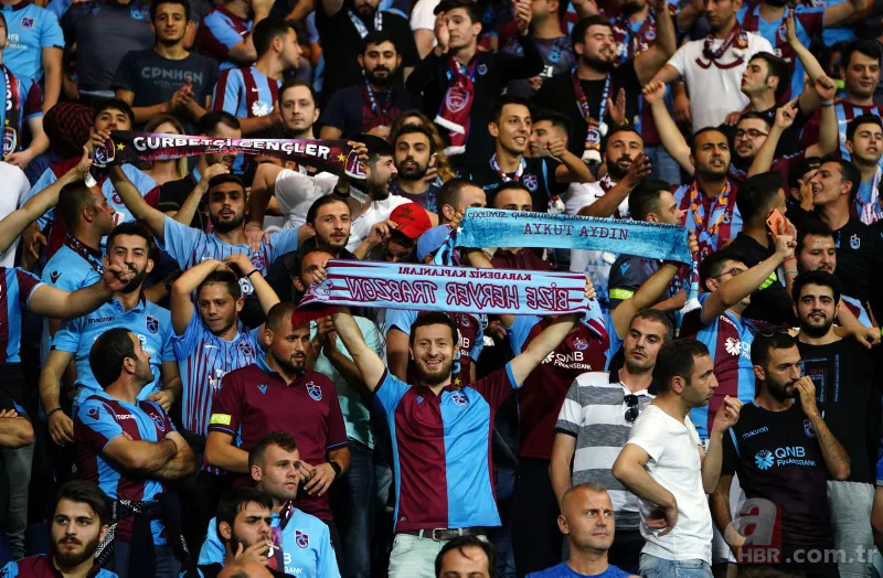 Kasımpaşa - Trabzonspor mücadelesinde kazanan yok! Kasımpaşa 1-1 Trabzonspor Maç sonucu 11